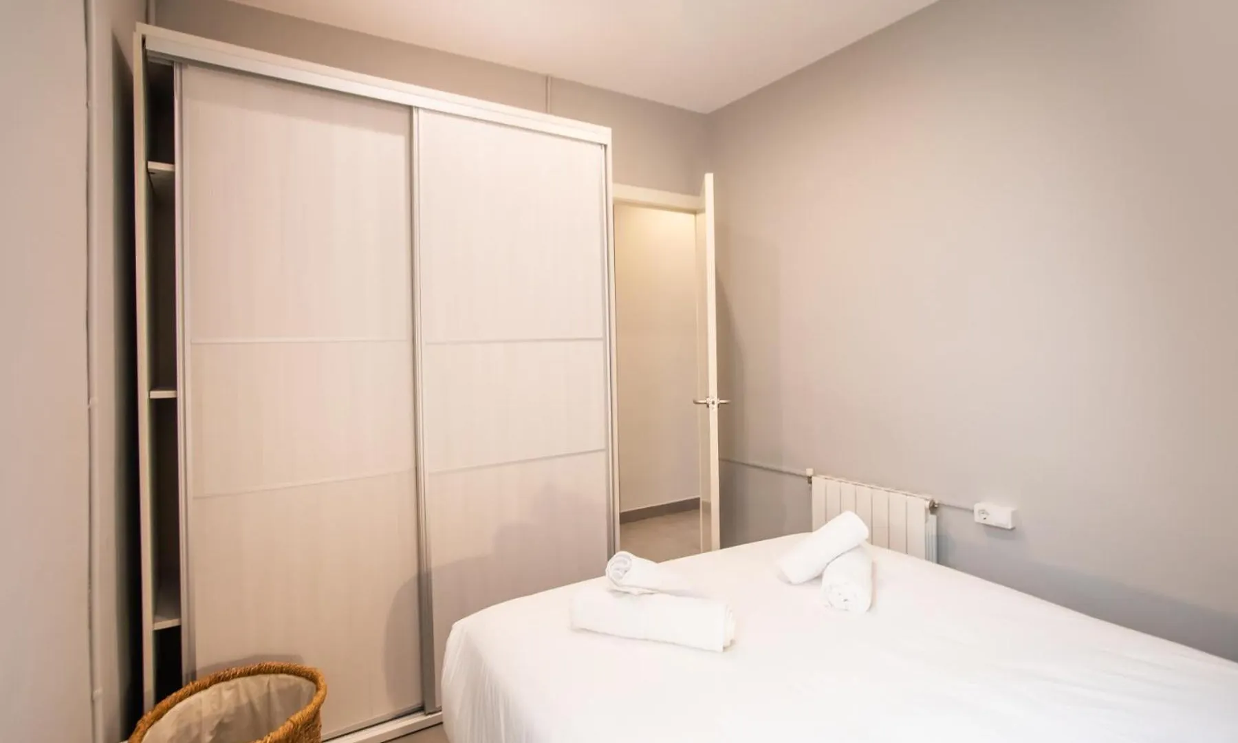Apartment 34Mal635- New&Bright 2Br Apt Near Sagrada Familia Barcelona